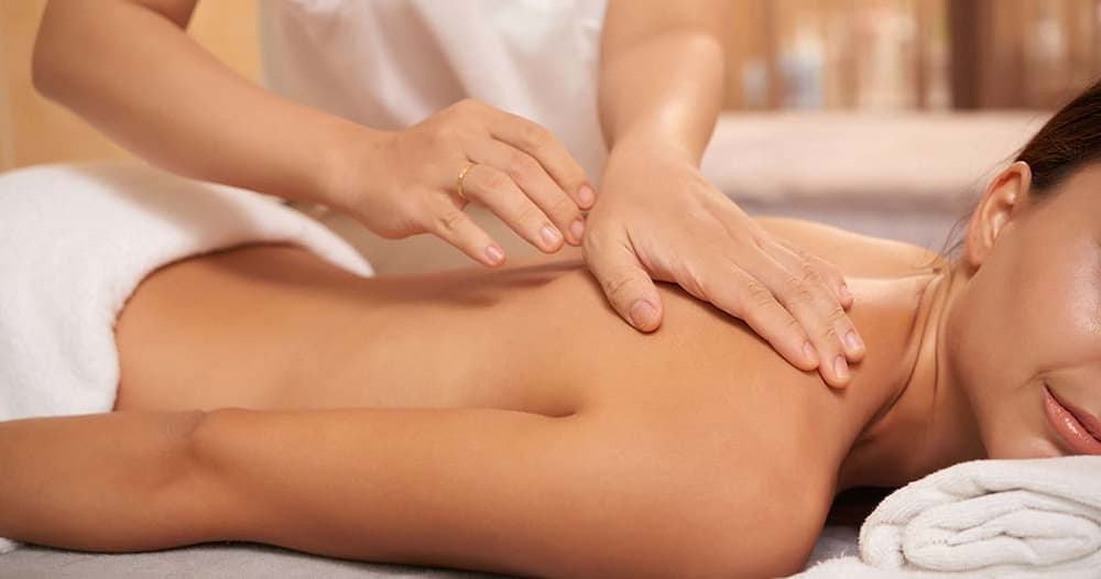 Massoterapia e massagem